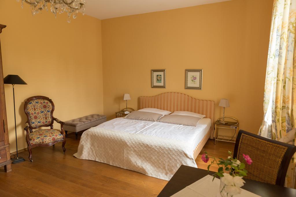 La Roseraie Wittlich Habitación foto
